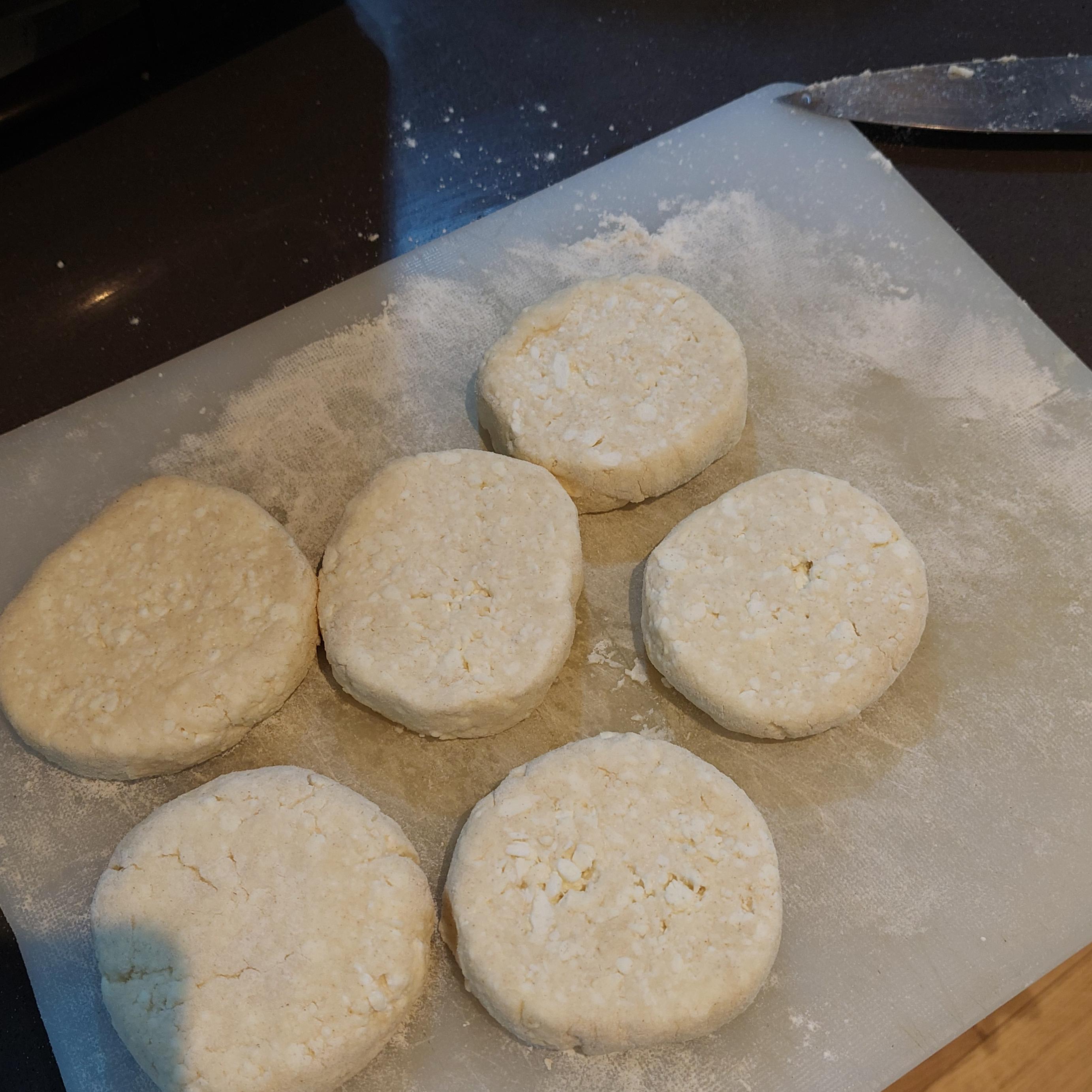 Flatten and round each piece. About 1cm thick.